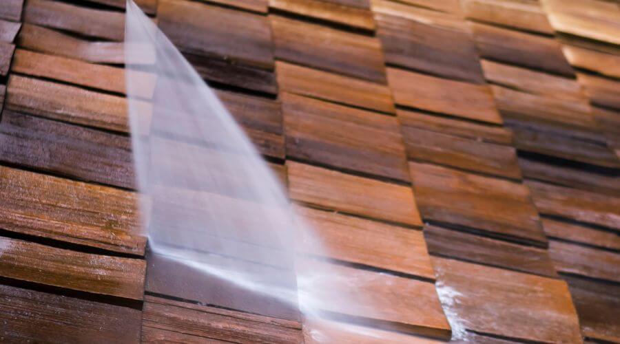 Professional gutter cleaning in Hanna City, IL